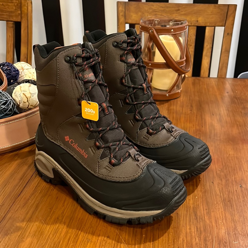 Columbia Bugaboot Boots III new brown Waterproof Winter 200g insulation Men’s 9